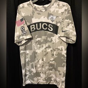 NFL Salute to Service Bucs Gray Short Sleeve Tee
